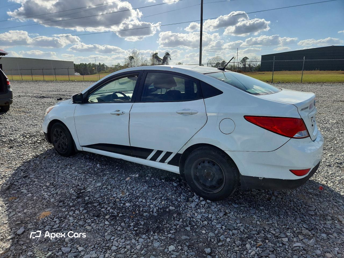 Hyundai Accent 2015