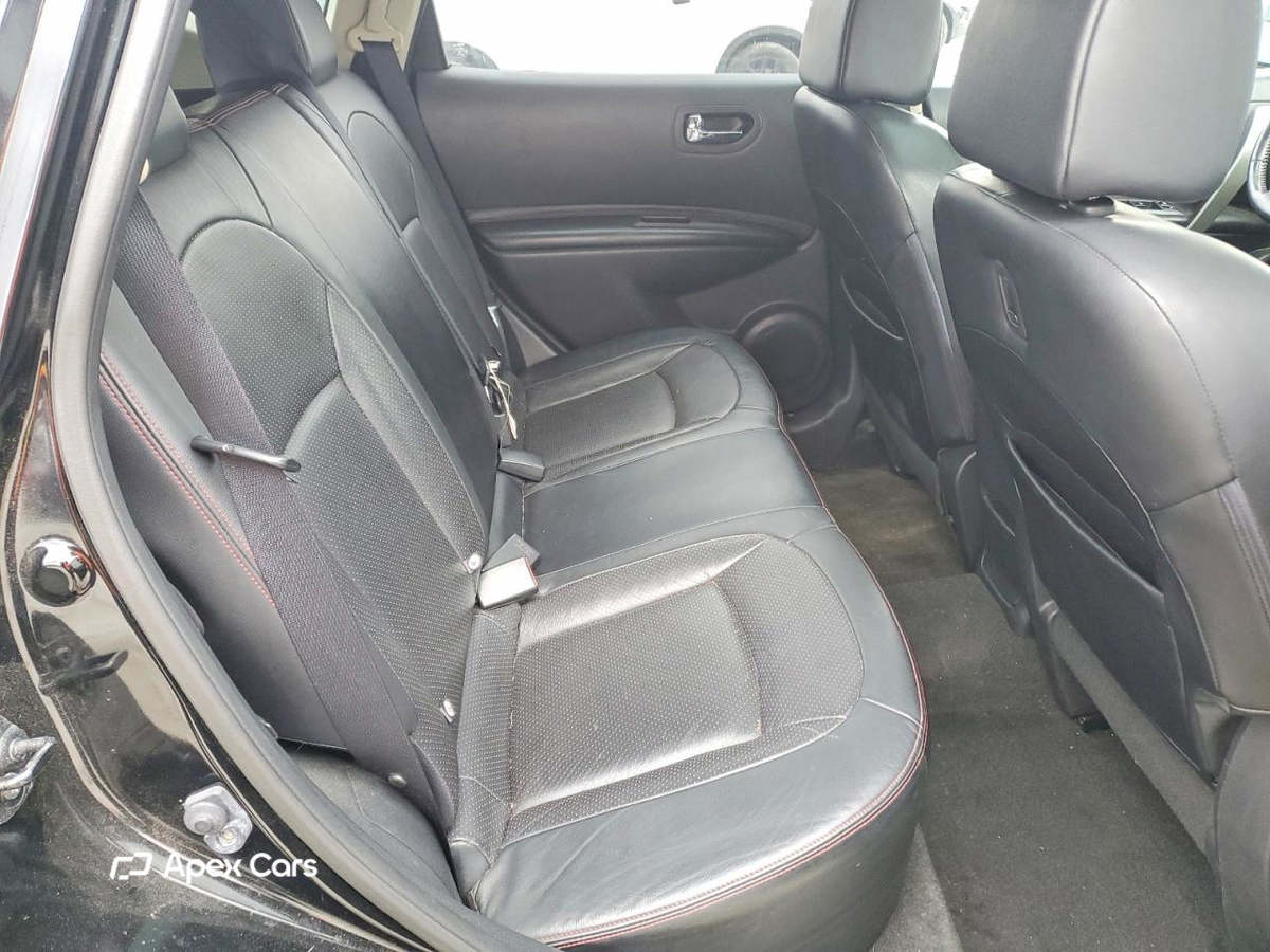 Nissan Rogue 2012