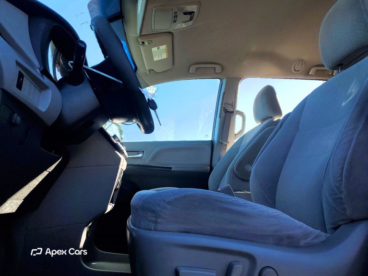 Toyota Sienna 2015