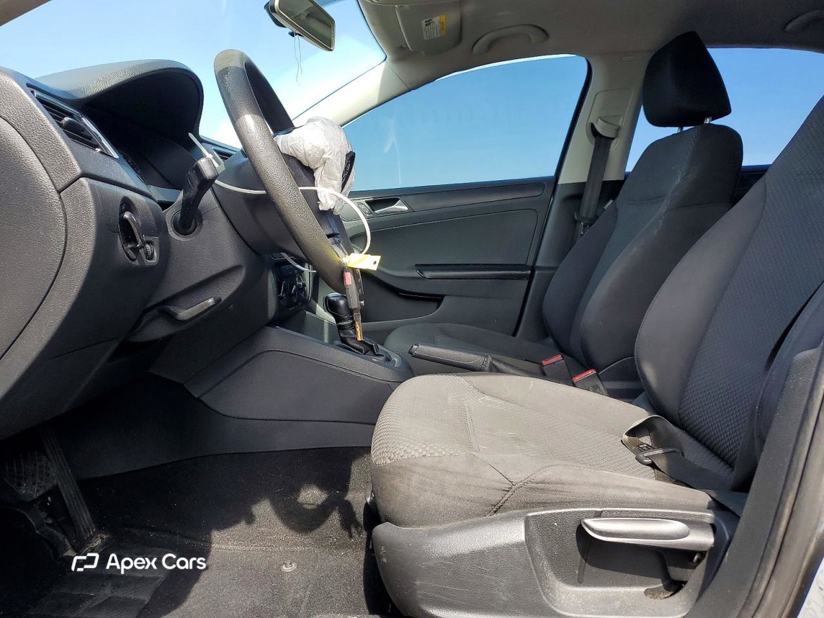 Volkswagen Jetta 2013