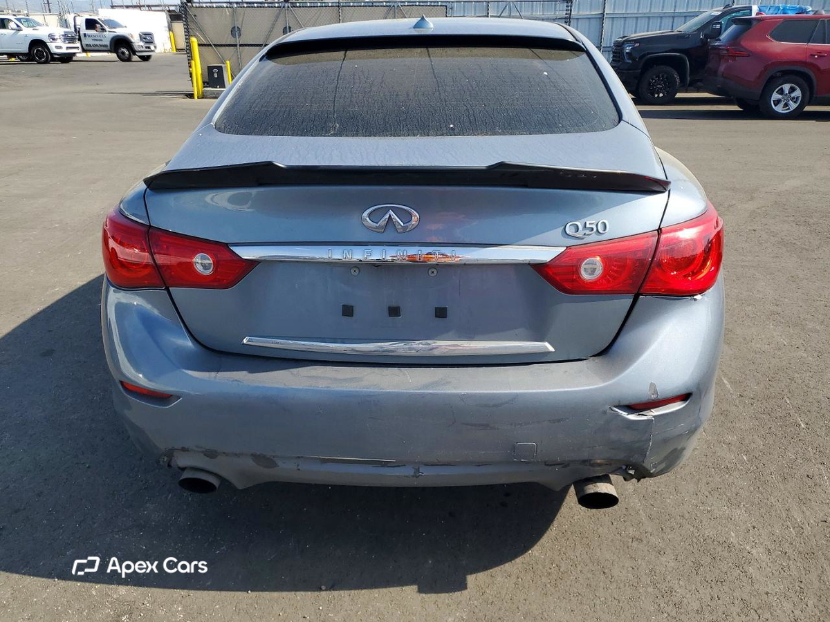 Infiniti Q50 2015