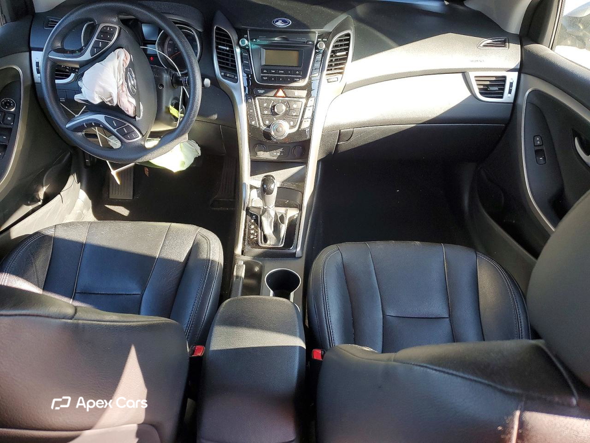 Hyundai Elantra 2015