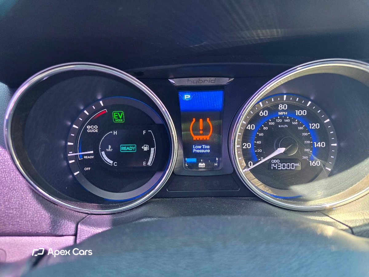Hyundai Sonata 2012