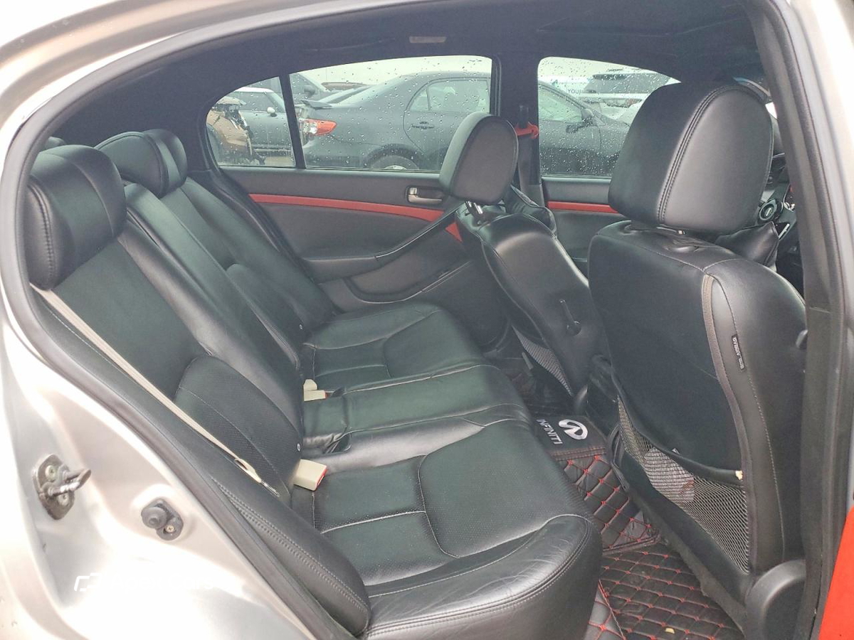 Infiniti G 2003