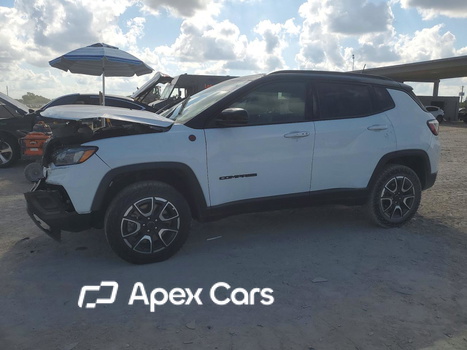 Jeep Compass 2025 - Image 1 of 13