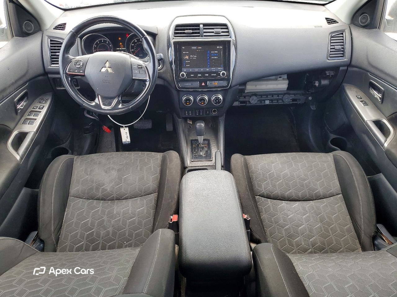 Mitsubishi Outlander 2020