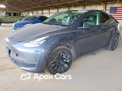 Tesla Model Y 2021 - Image 1 of 12