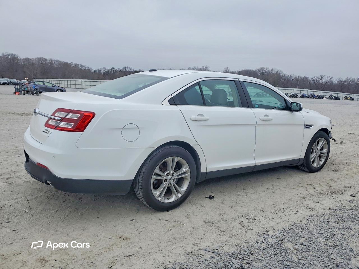 Ford Taurus 2013