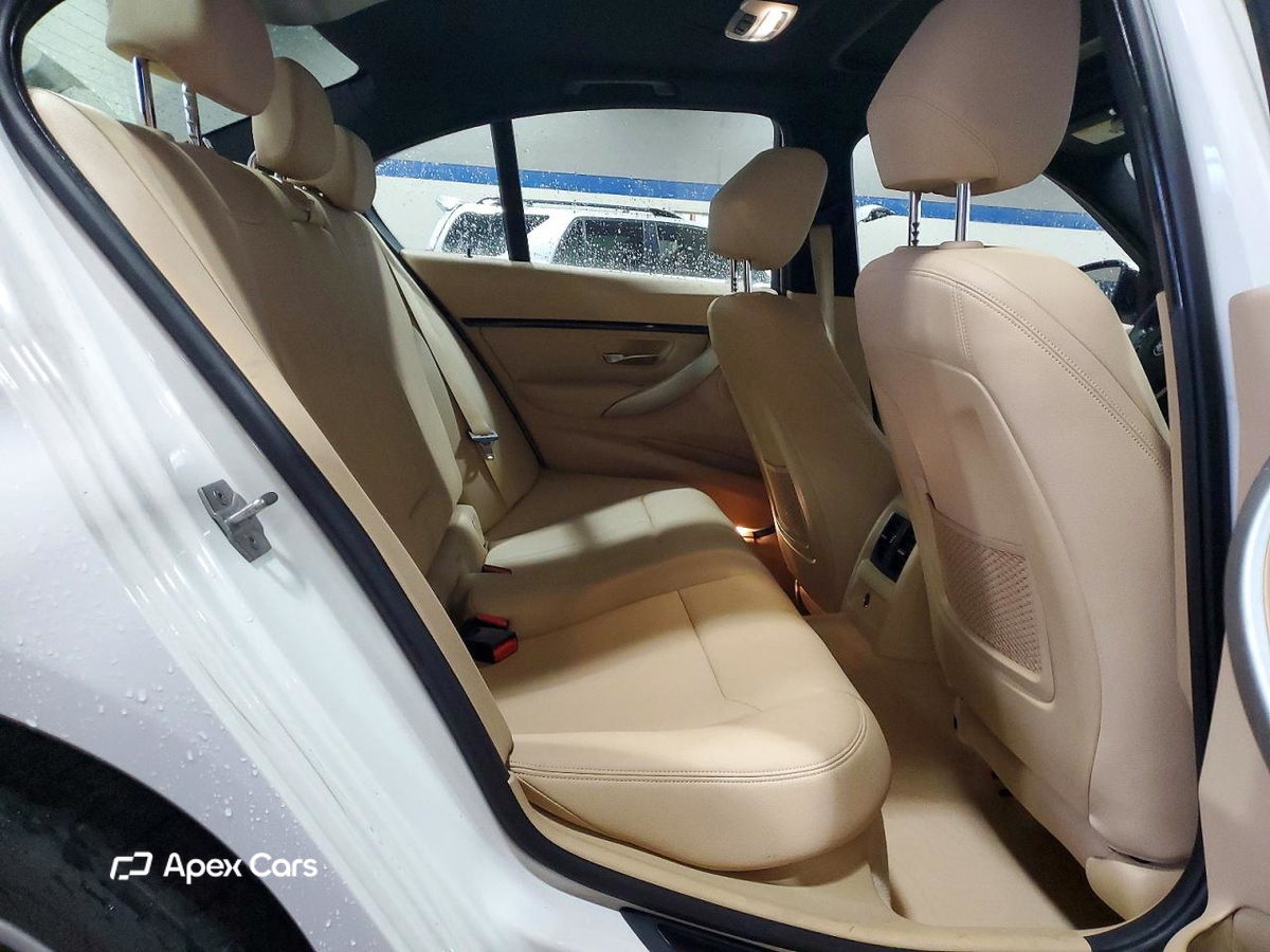 BMW Series 3 2016