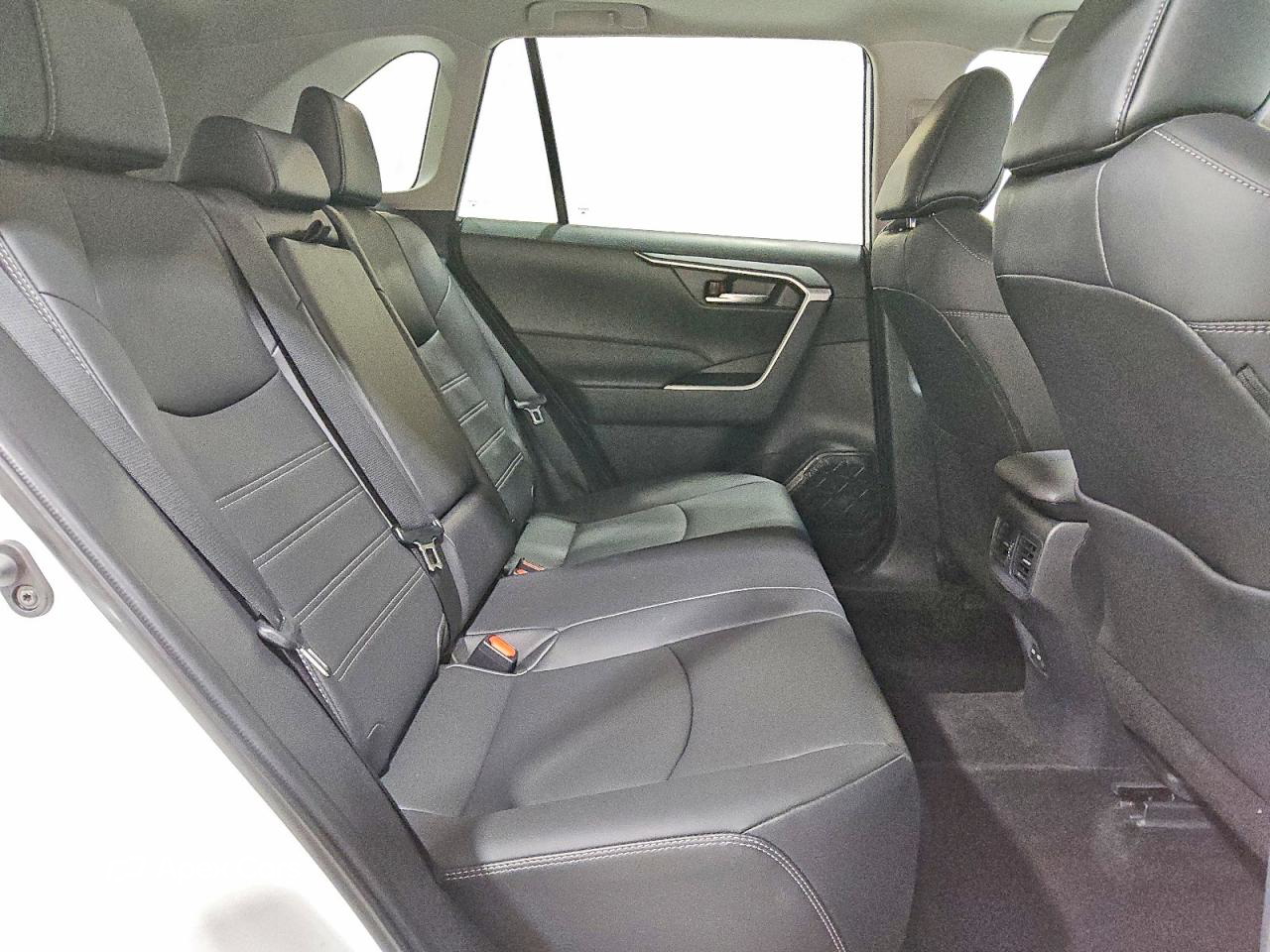 Toyota RAV 4 2025