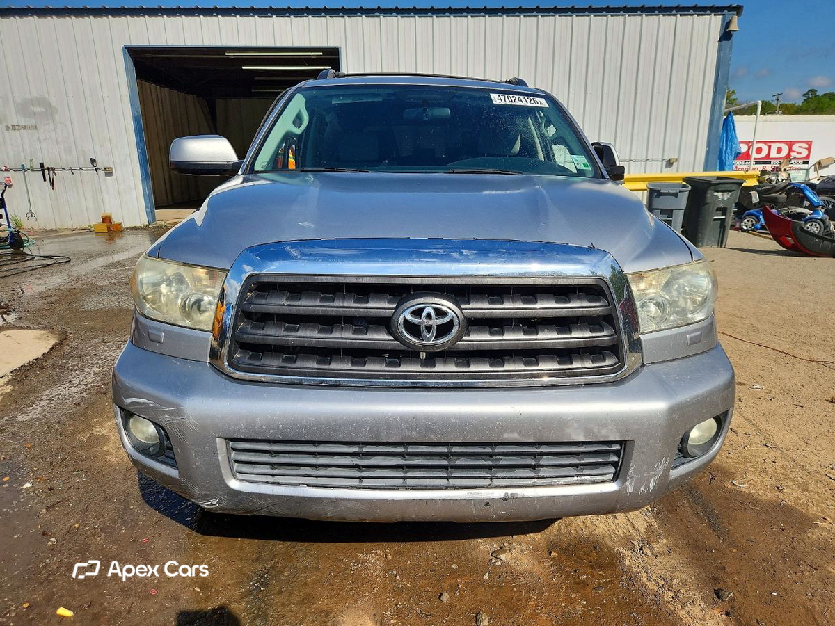 Toyota Sequoia 2015