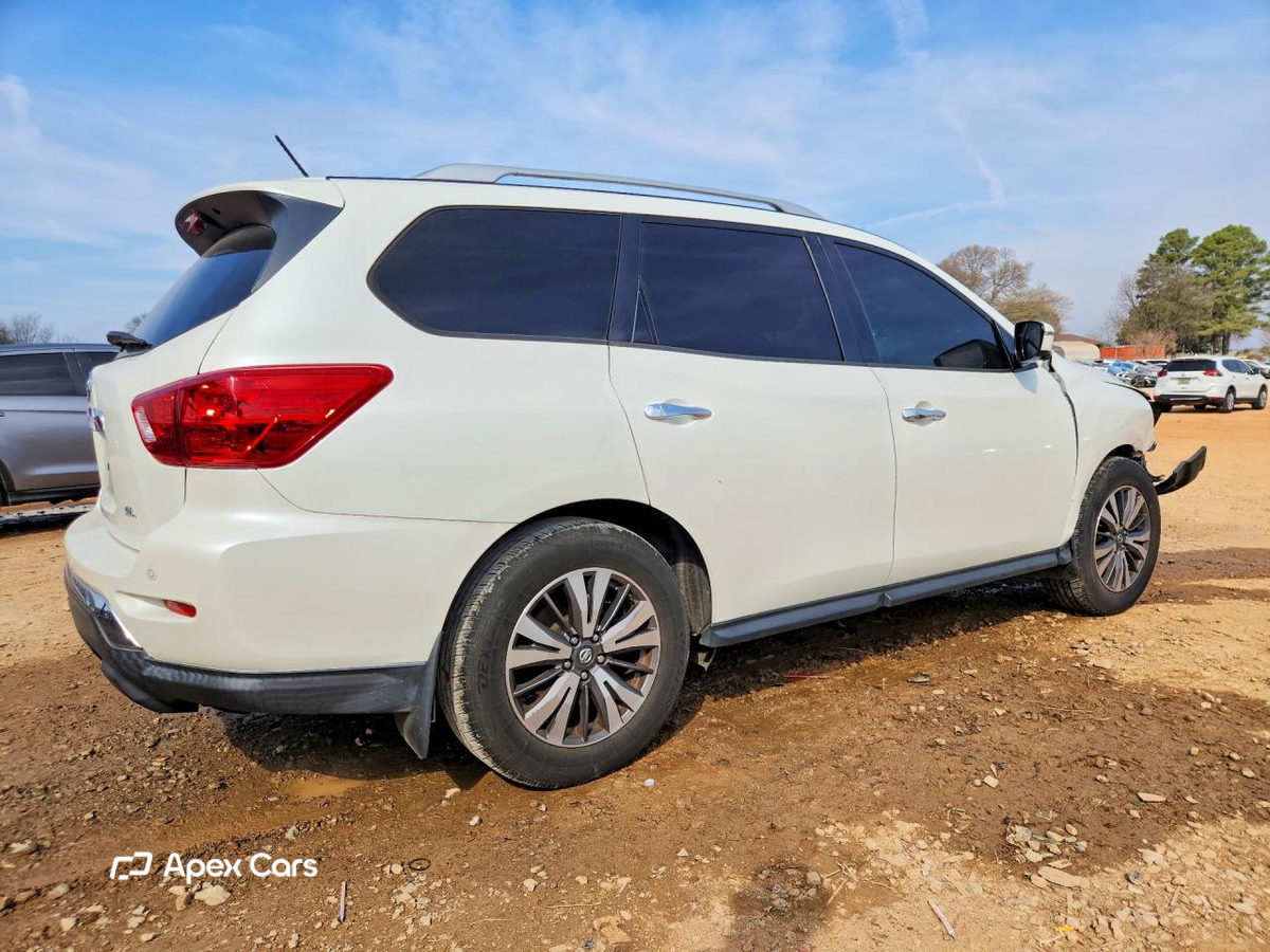 Nissan Pathfinder 2017