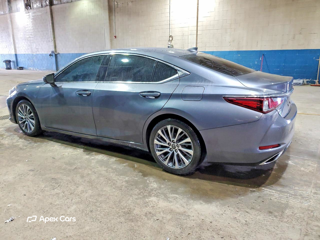 Lexus ES 2020