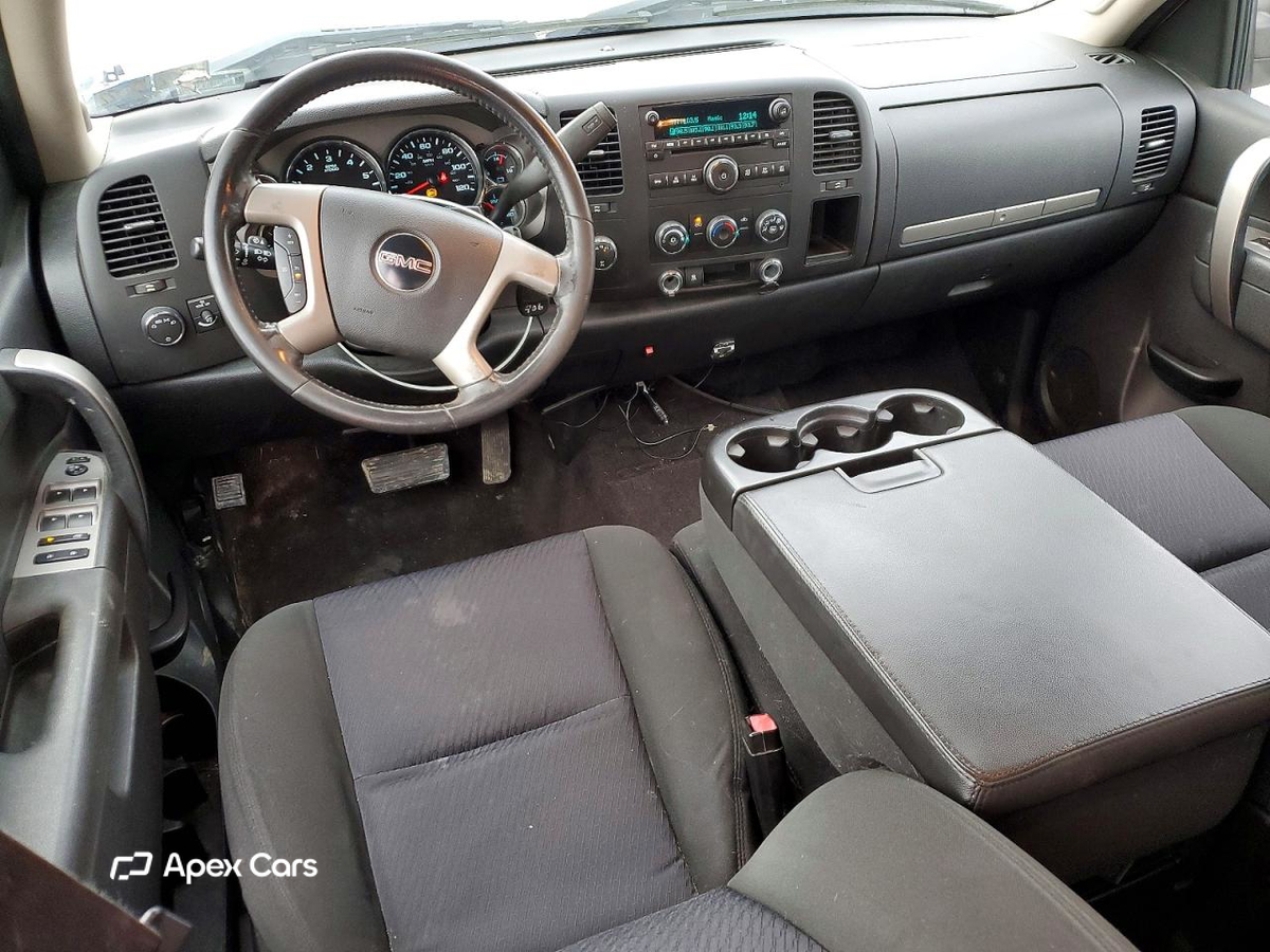 GMC Sierra 2011