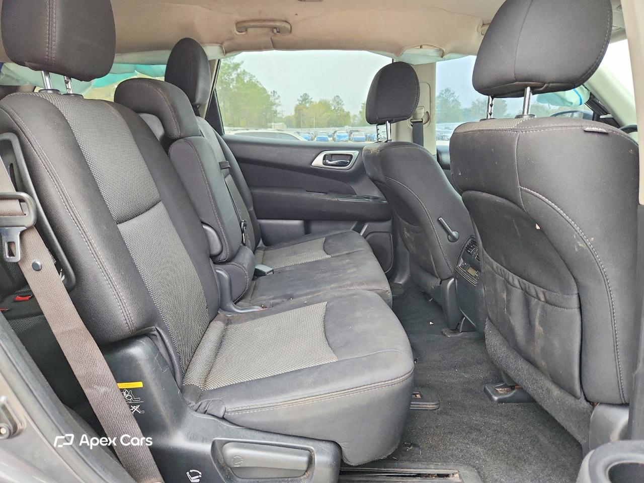 Nissan Pathfinder 2017