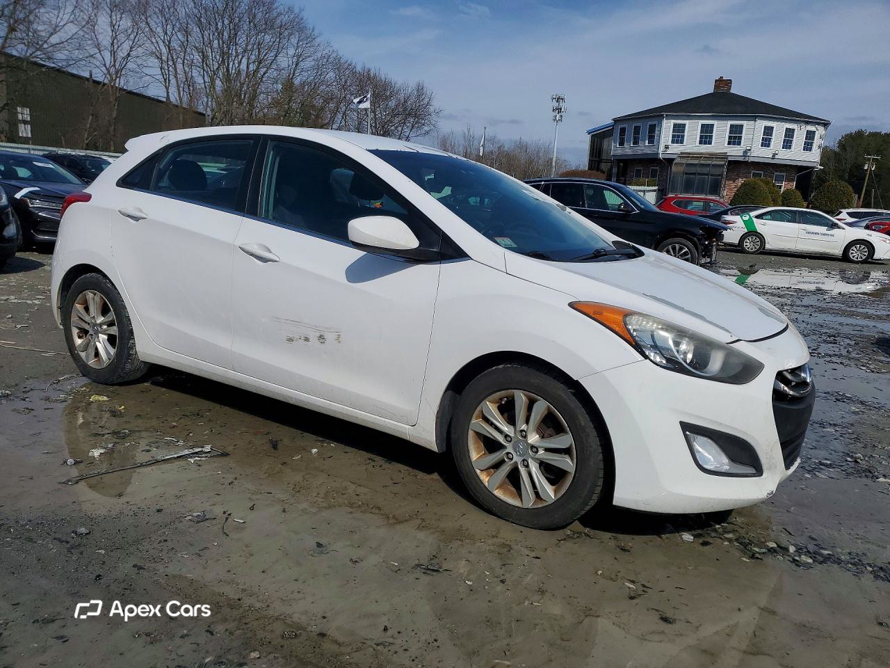 Hyundai Elantra 2013