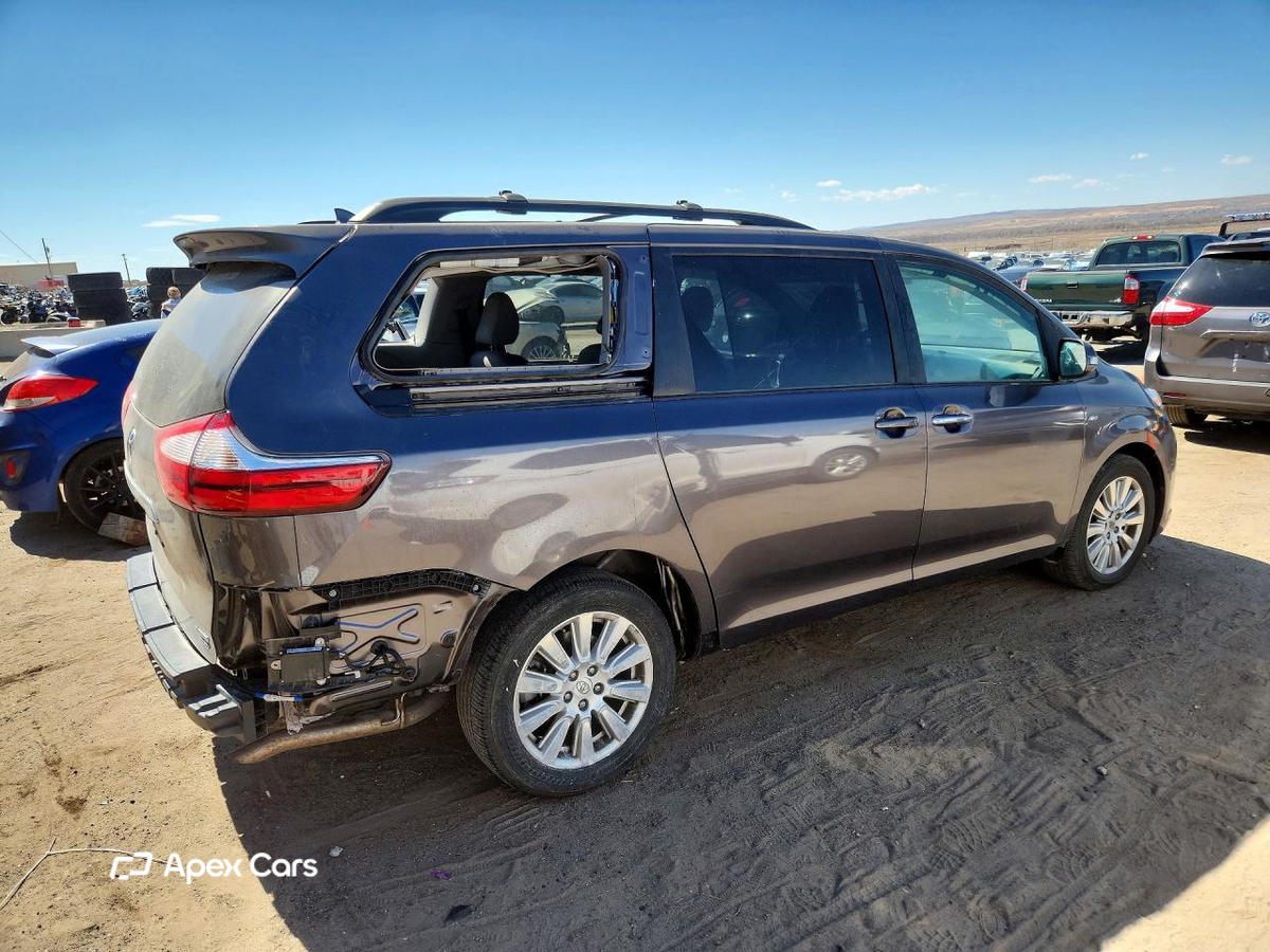 Toyota Sienna 2017
