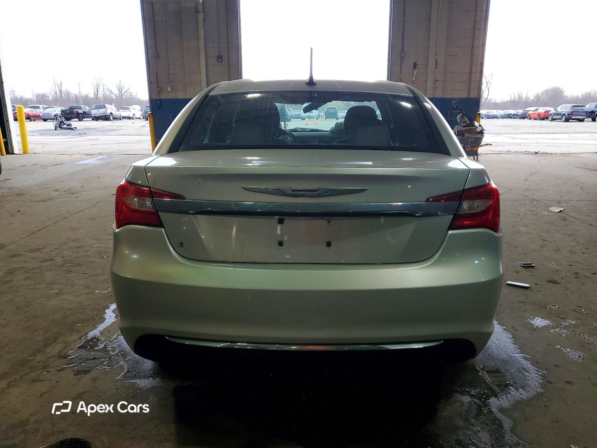 Chrysler 200 2012