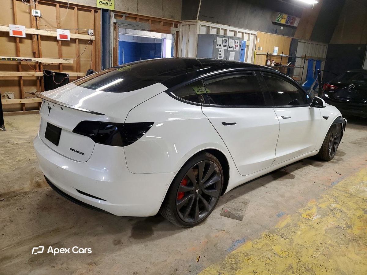Tesla Model 3 2020