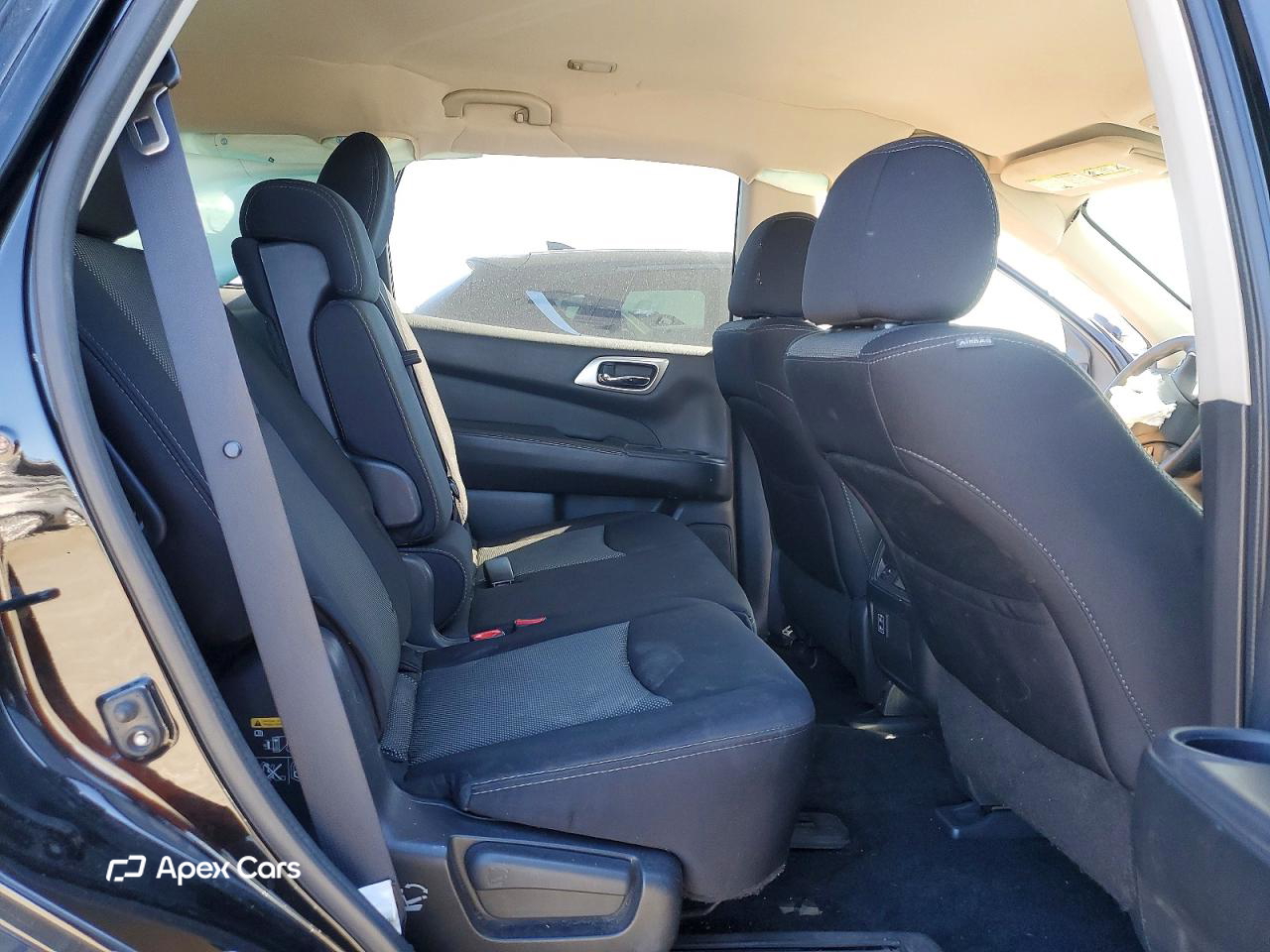 Nissan Pathfinder 2018