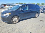 Toyota Sienna 2011