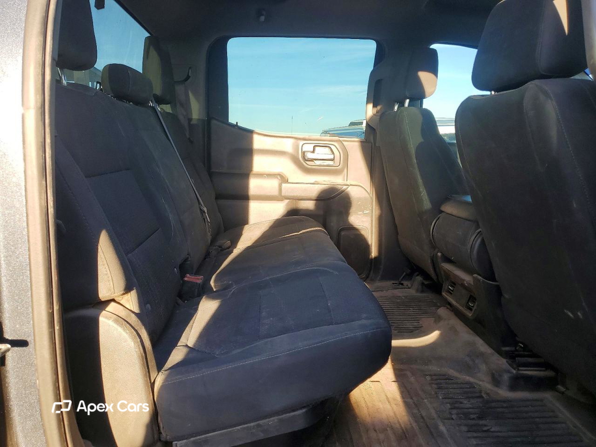 Chevrolet Silverado 2021