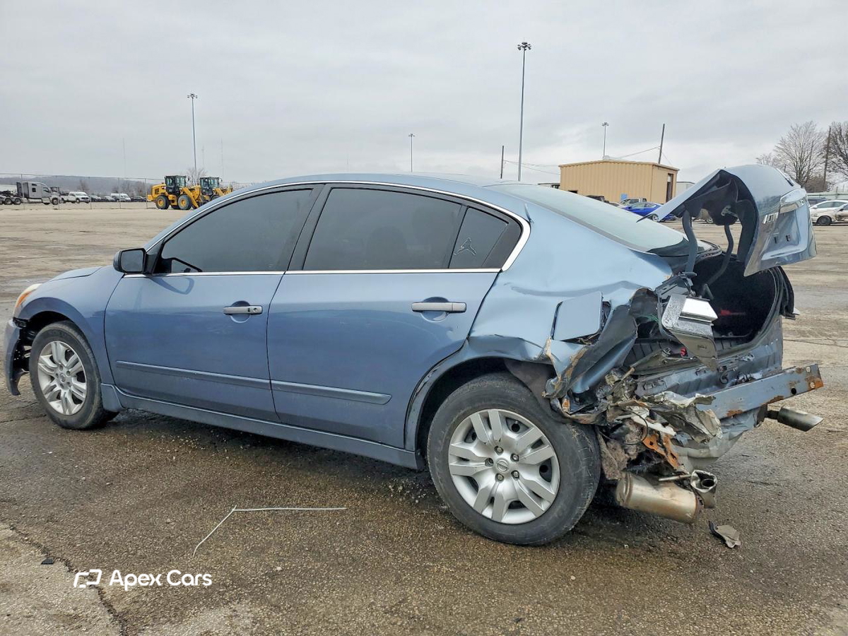 Nissan Altima 2011