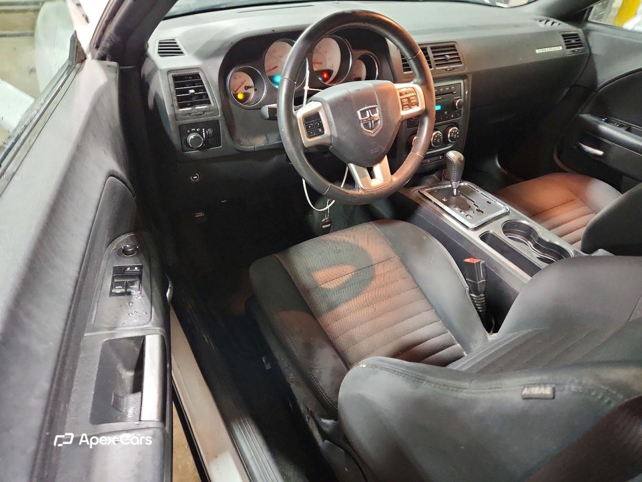 Dodge Challenger 2013