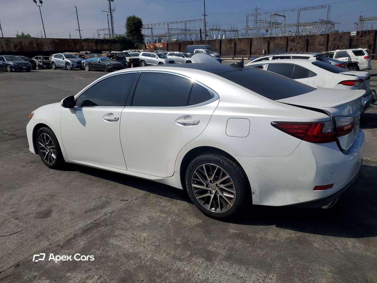Lexus ES 2016