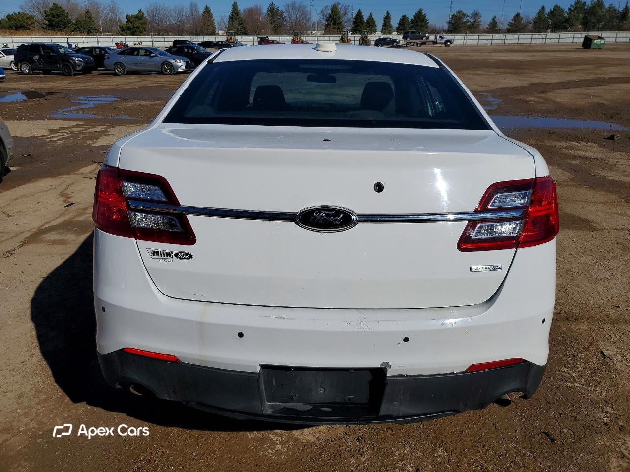 Ford Taurus 2015