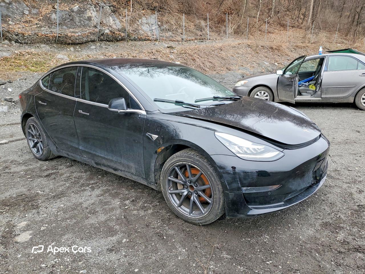 Tesla Model 3 2018