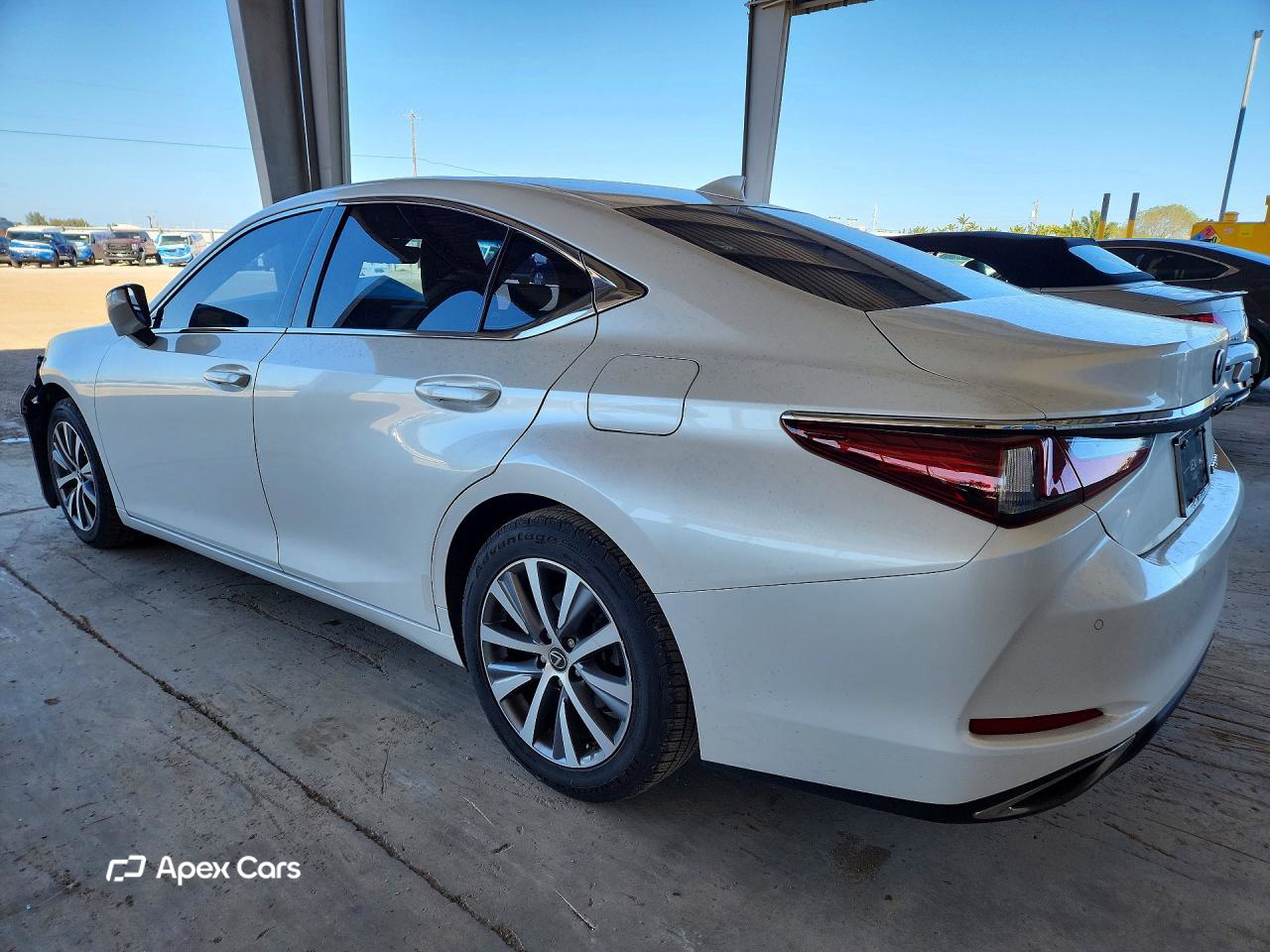 Lexus ES 2020