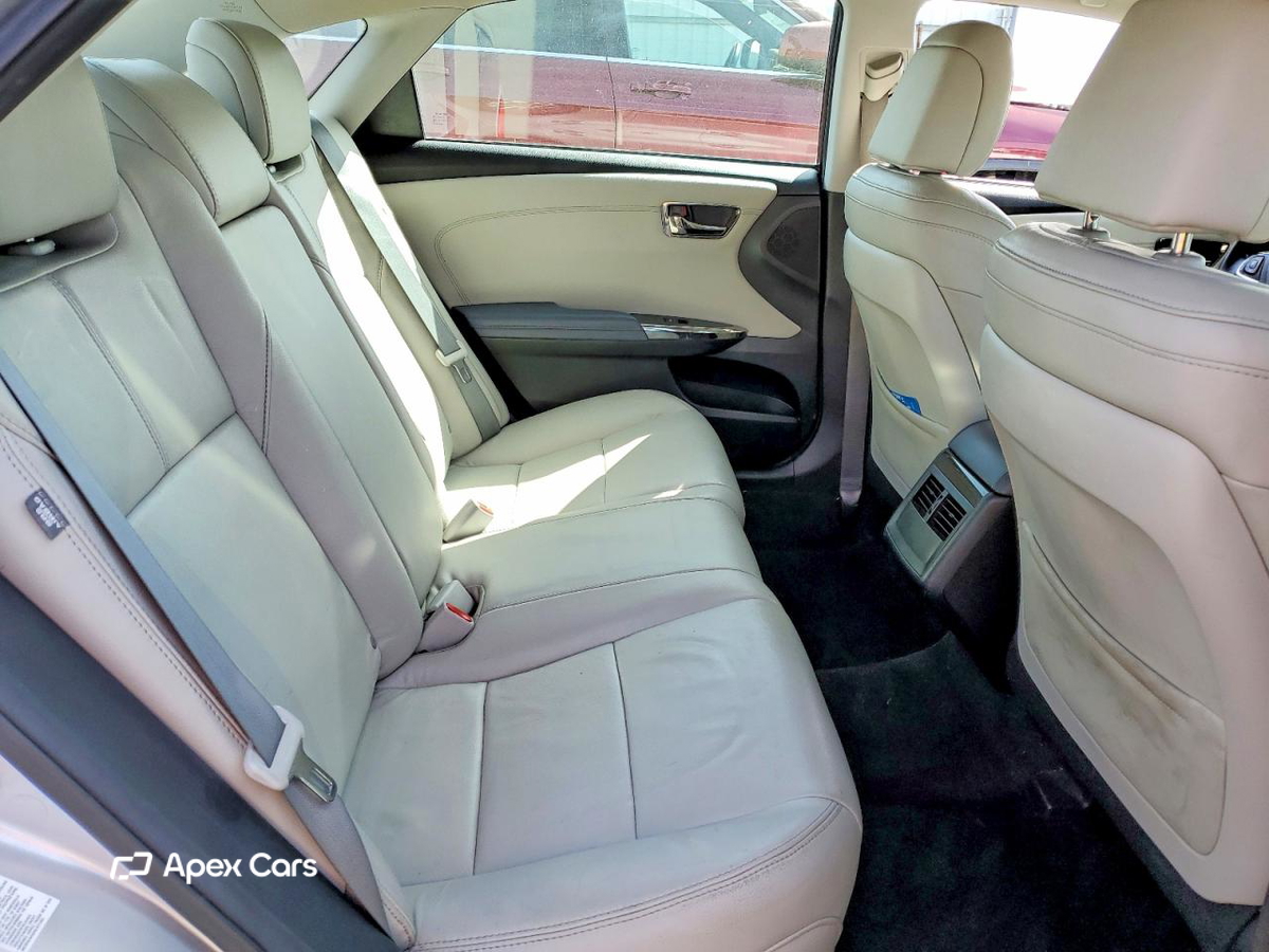 Toyota Avalon 2013