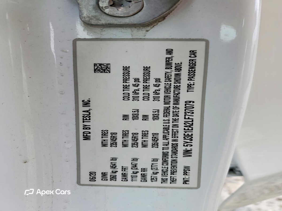 Tesla Model 3 2020