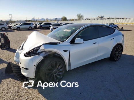 Tesla Model Y 2021 - Image 1 of 13