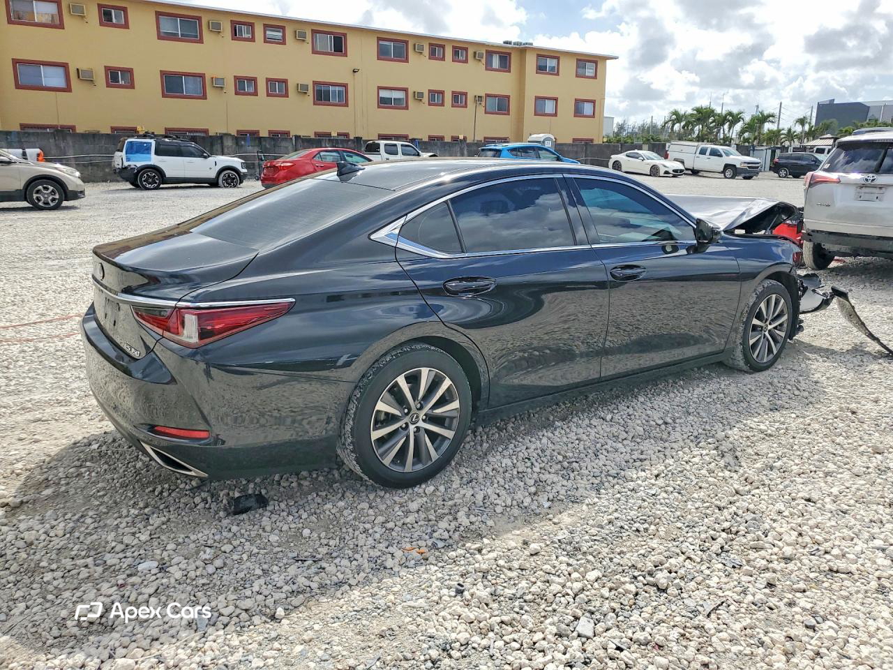 Lexus ES 2021