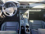 Lexus IS 2018