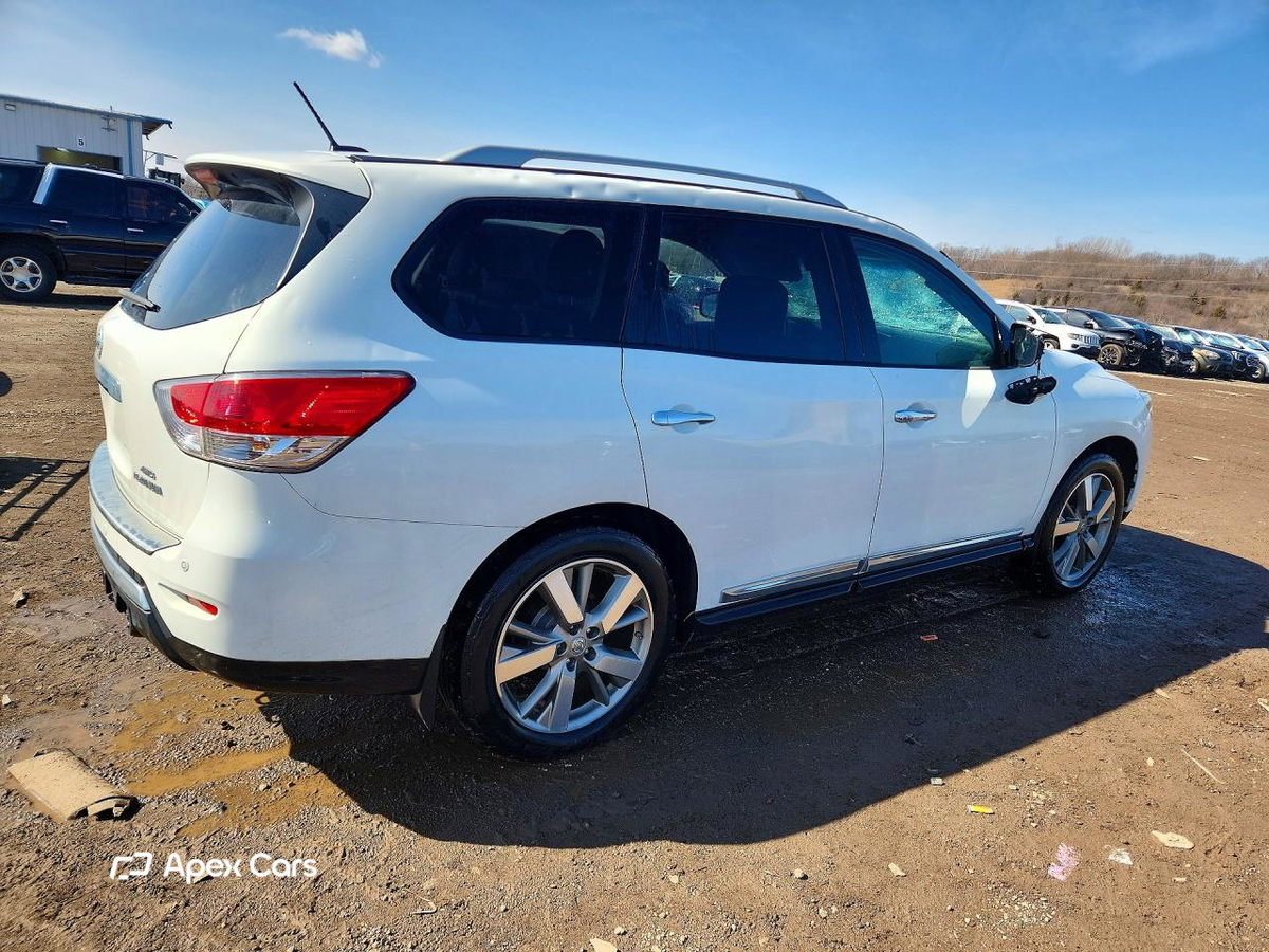 Nissan Pathfinder 2014