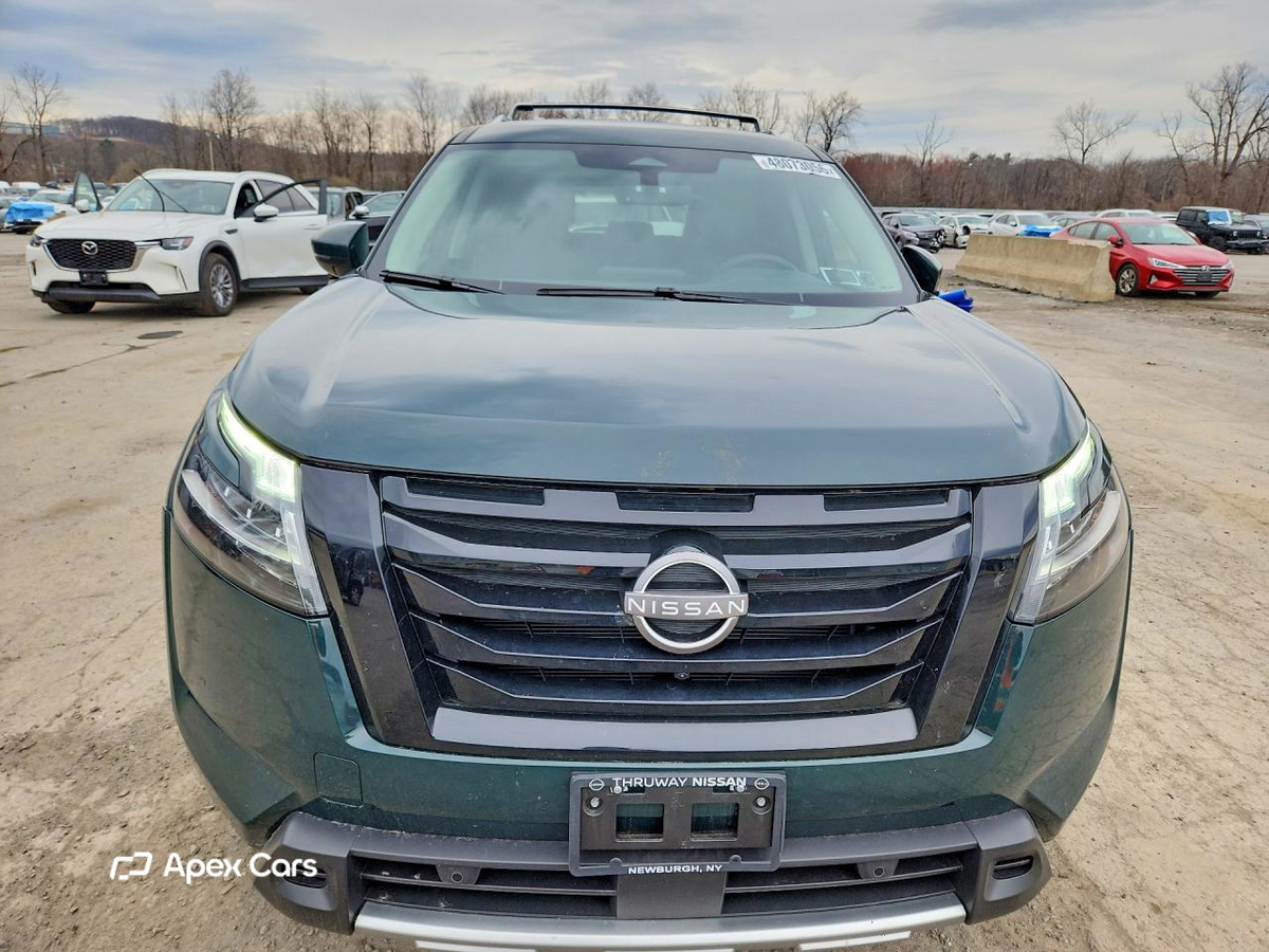 Nissan Pathfinder 2024