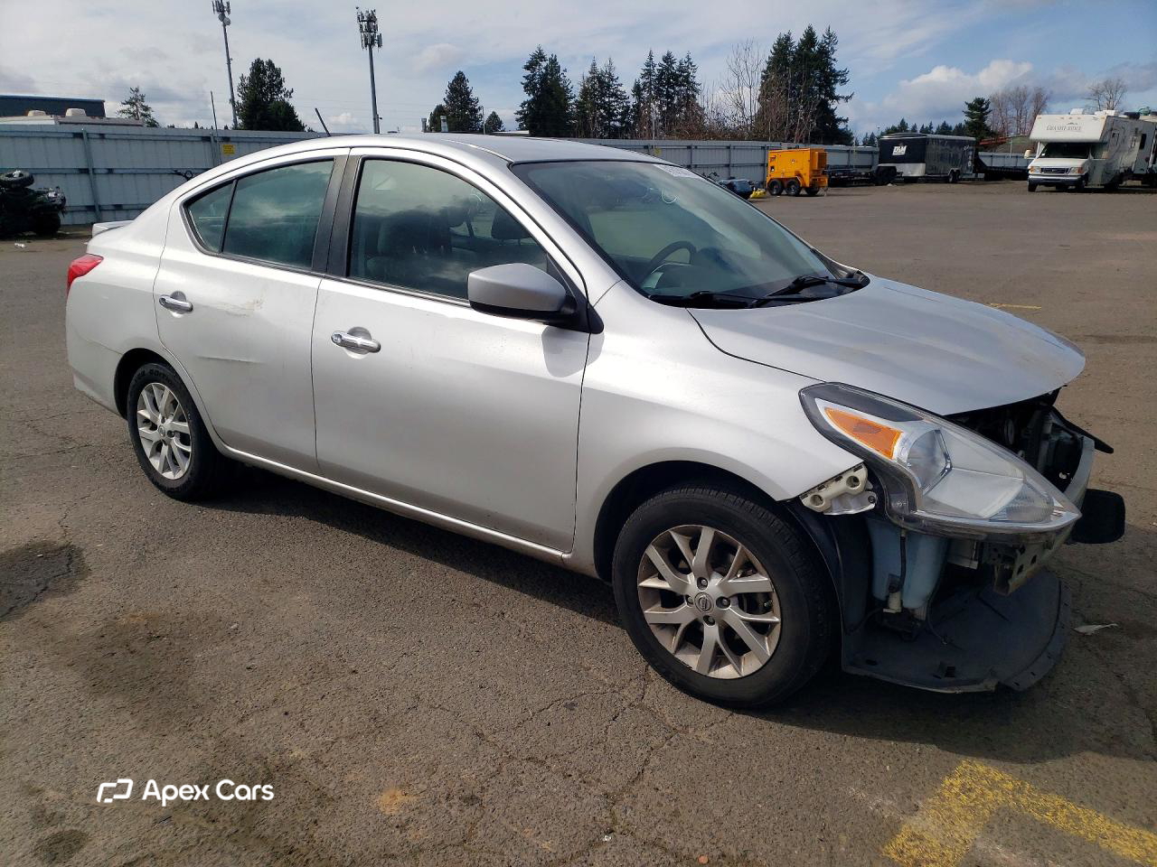 Nissan Versa 2018