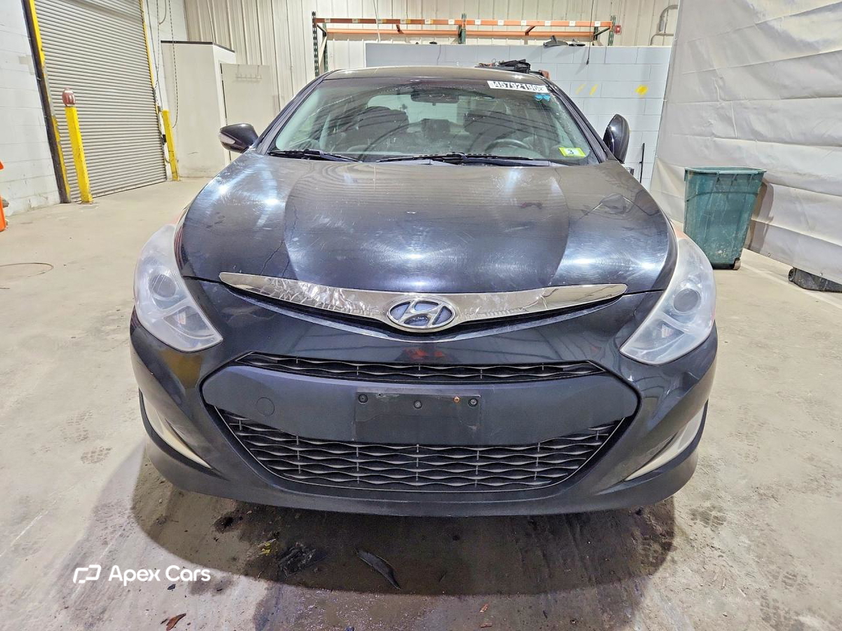 Hyundai Sonata 2011