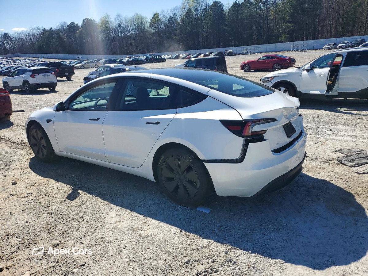 Tesla Model 3 2024