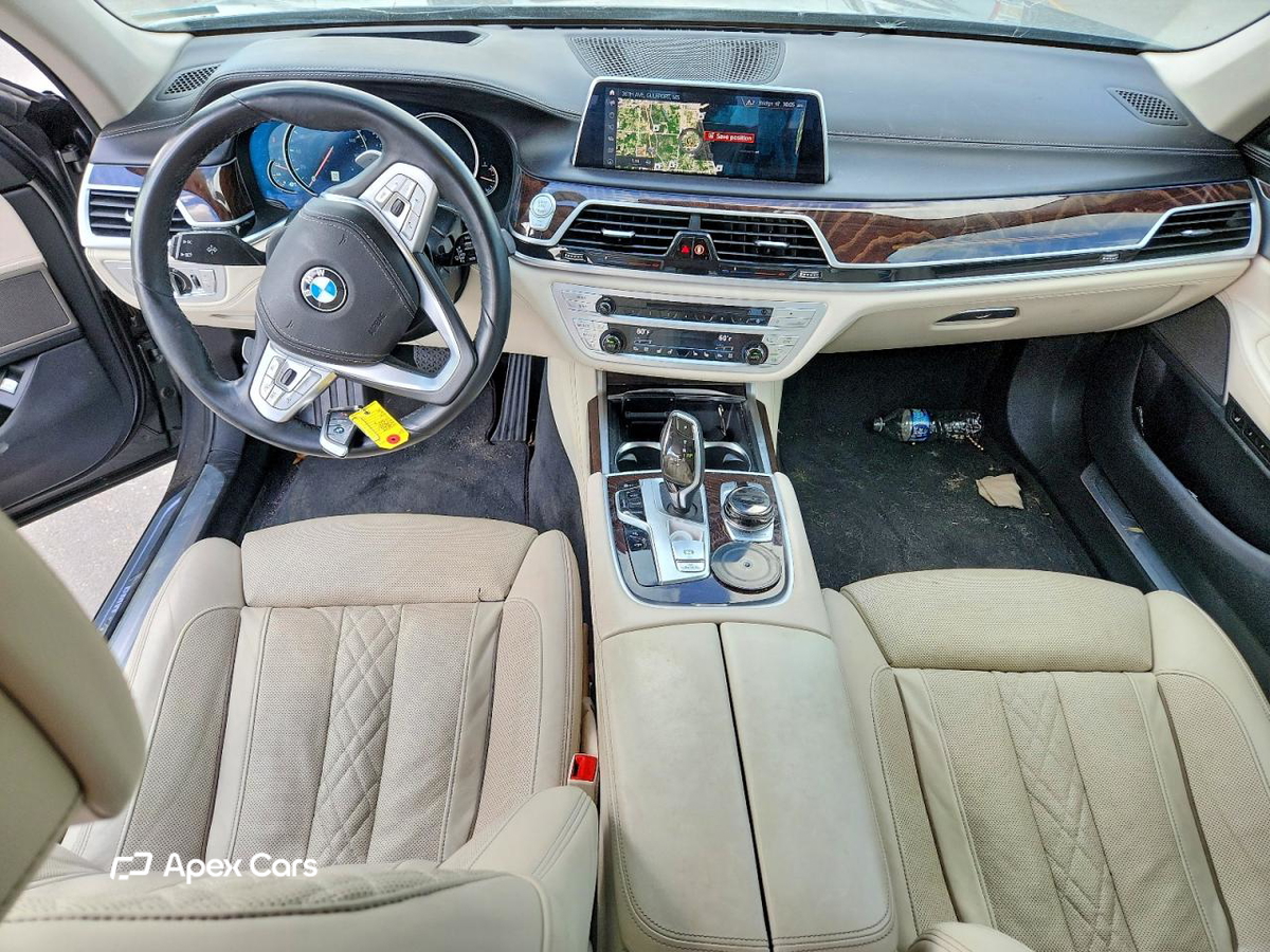 BMW Series 7 2019