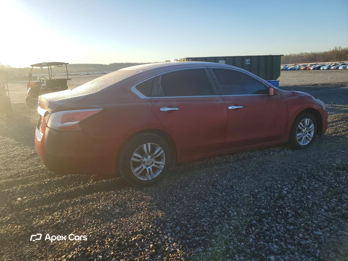 Nissan Altima 2015
