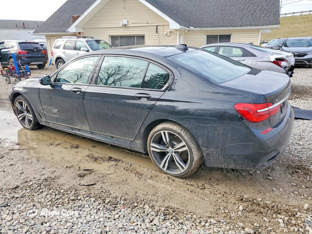 BMW Series 7 2016