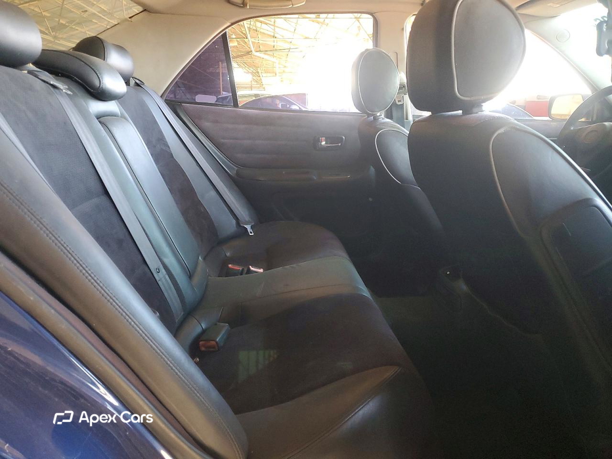 Lexus IS 2002