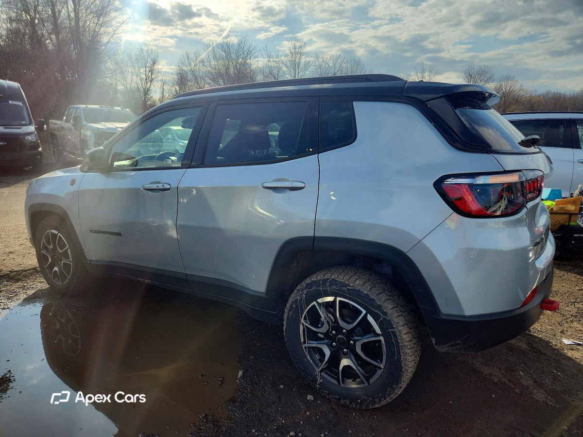 Jeep Compass 2025