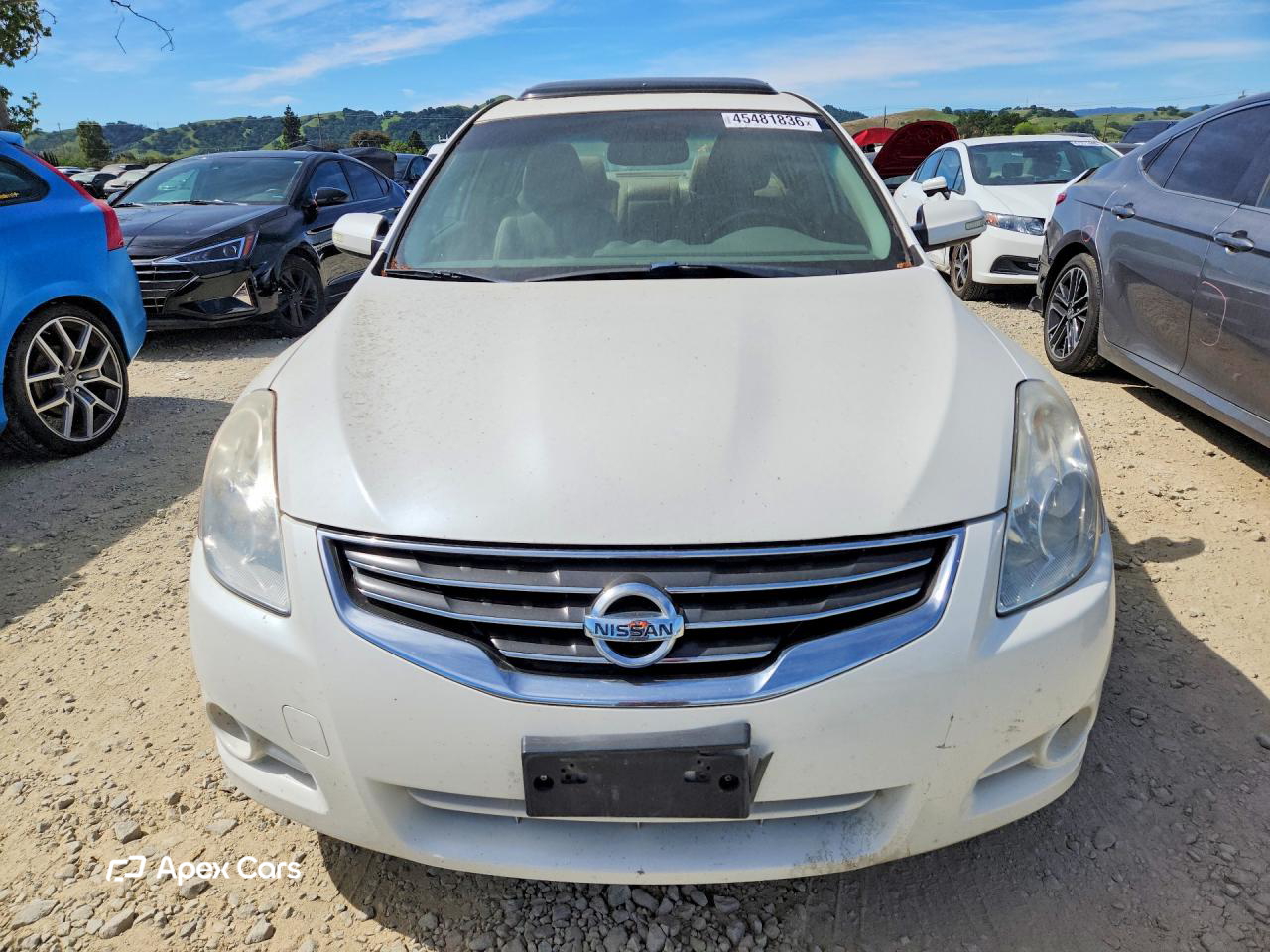 Nissan Altima 2011