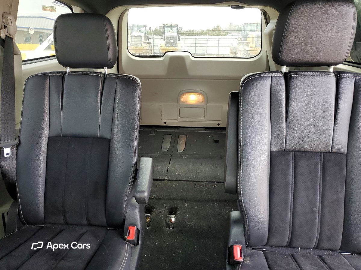 Dodge Caravan 2017