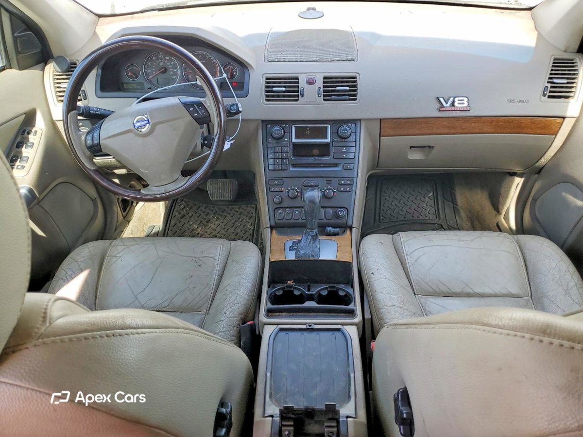 Volvo XC90 2005